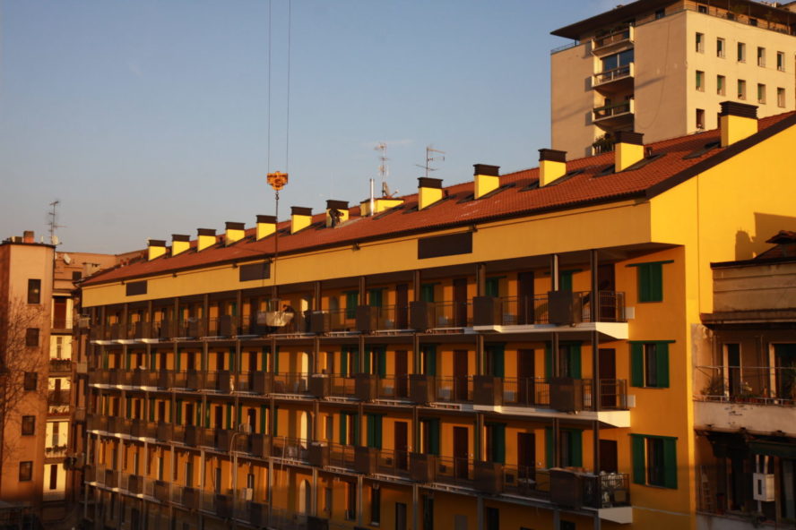 contiAssociati-CorsoBuenosaires25-FacciataInterna